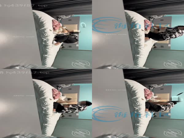 《原创》(9)下 给00后表妹送东西 乱伦萝莉表妹 嘴上说着不要 实则